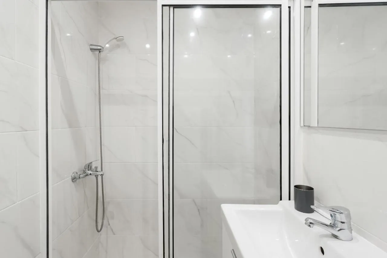 Avenida Da Liberdade Area, Bright And Newly Renovated 2 Bedroom Apartment, Lisbon Historical Center Апартаменты