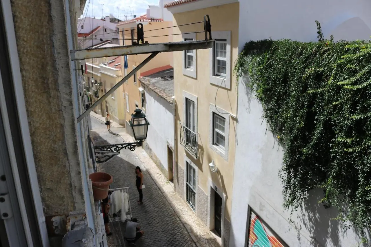 Avenida Da Liberdade Area, Bright And Newly Renovated 2 Bedroom Apartment, Lisbon Historical Center 0*,