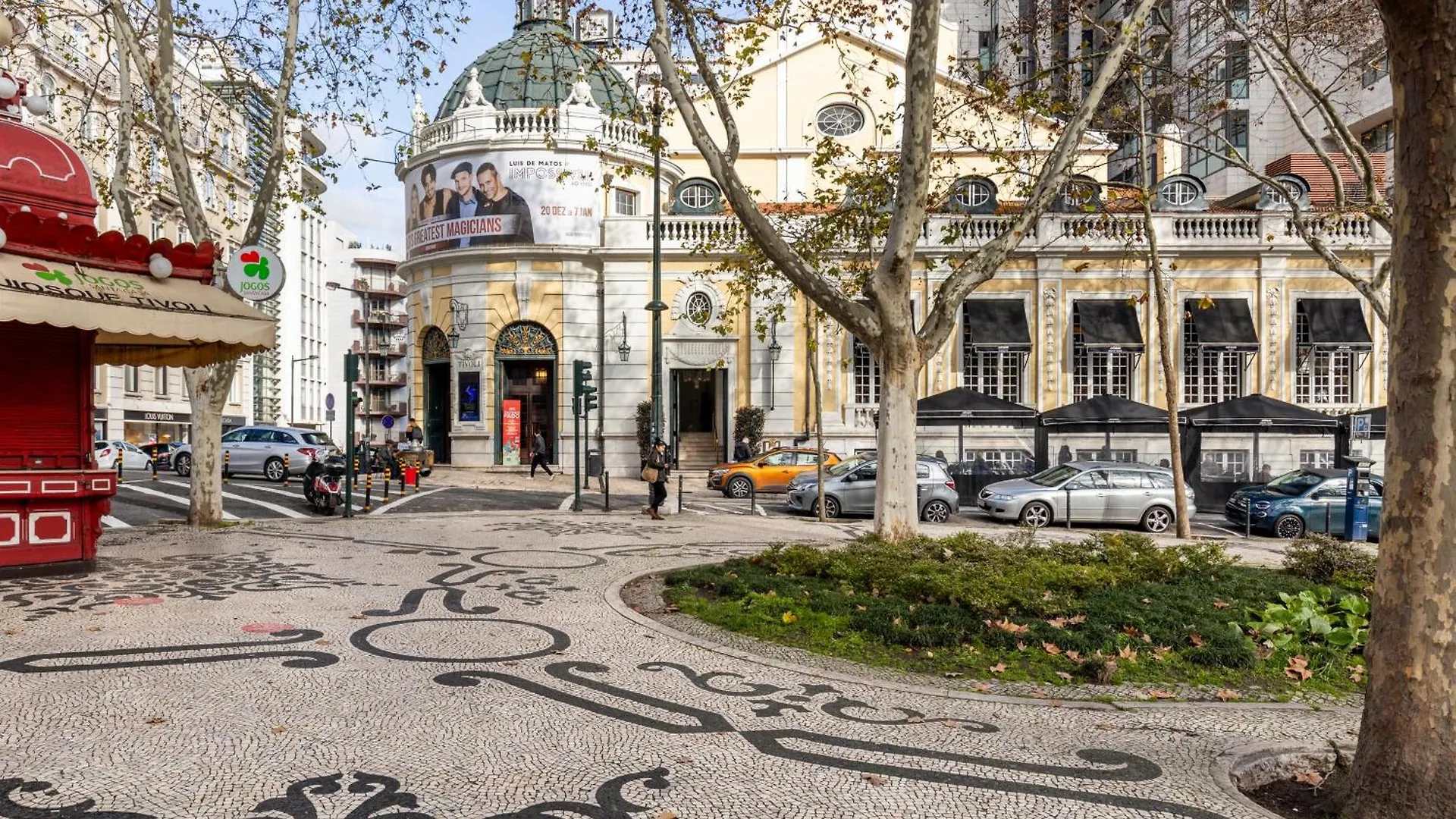 Апартаменты Avenida Da Liberdade Area, Bright And Newly Renovated 2 Bedroom Apartment, Lisbon Historical Center Португалия