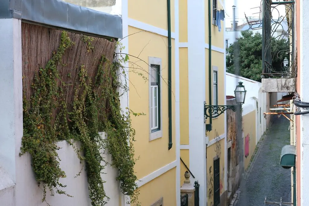 Апартаменты Avenida Da Liberdade Area, Bright And Newly Renovated 2 Bedroom Apartment, Lisbon Historical Center